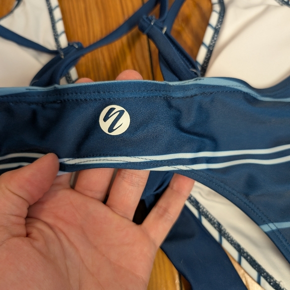 Nani Striped and Floral Blue And Yellow One-Piece Swimsuit Size S - Picture 5 of 6